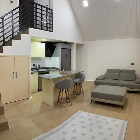 Pakiş Tatil Evi Döşemealtı